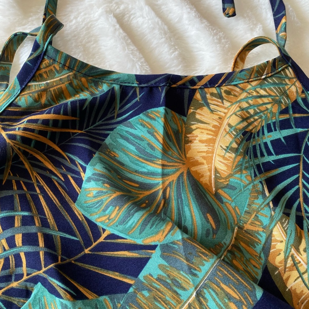 Tropical Leaf Print Two-Piece Set - Picture 8 of 10